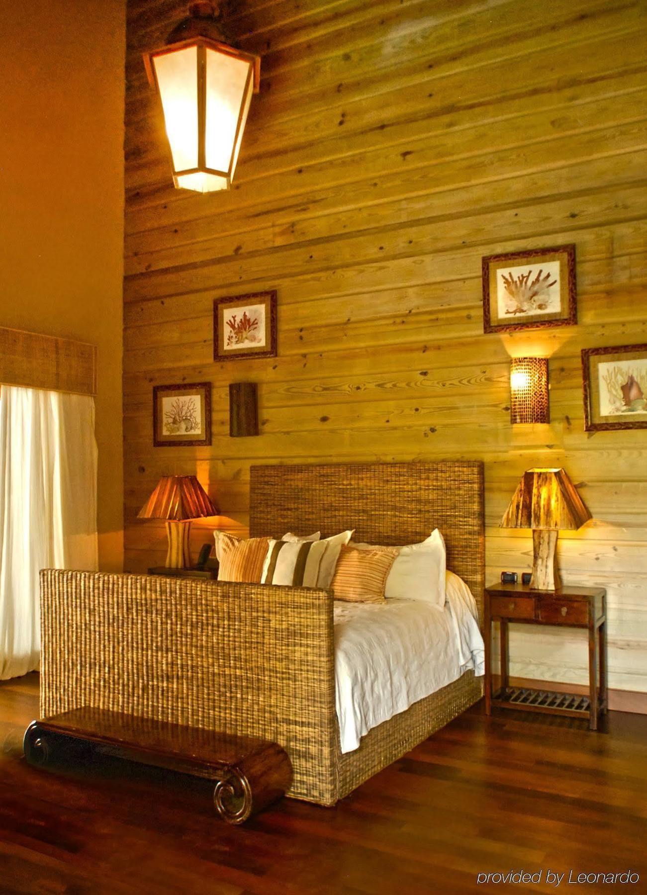 Xeliter Caleton Hotel